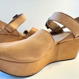 Chocolat Blu Beige Leather Wedge Sandals